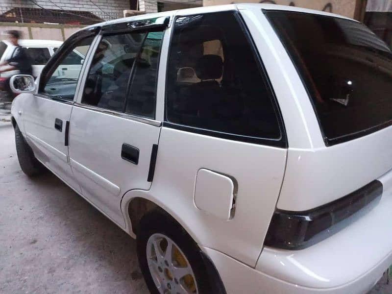 Suzuki Cultus VXR 2017 10