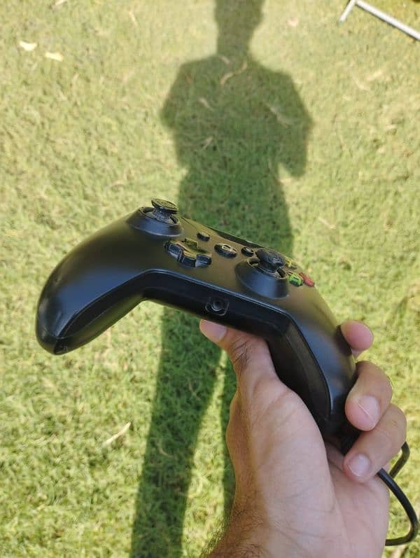 Xbox one weird Controller 2