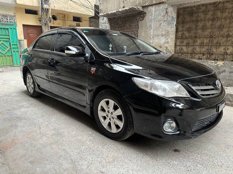 Toyota Corolla GLI 1.6 2013 /2014 Automatic 5