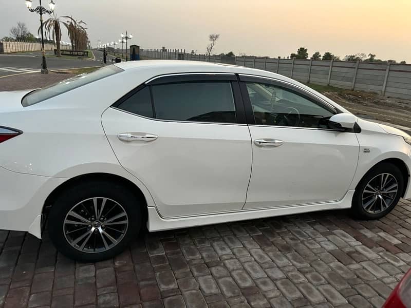 Toyota Altis Grande 2019 3