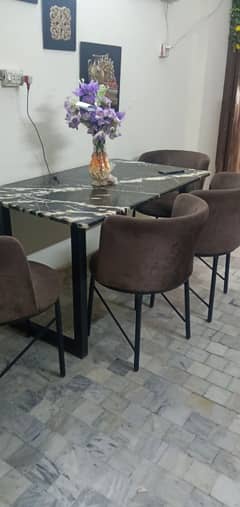 dinning table