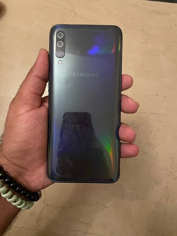 samsung galaxy a70 6