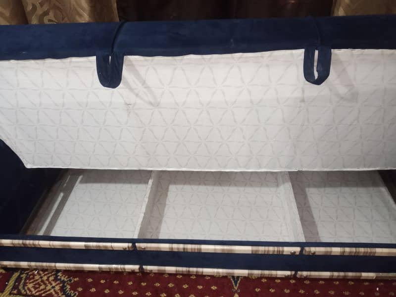 Sofacum Bed 3 Seaters with big storage Box 7