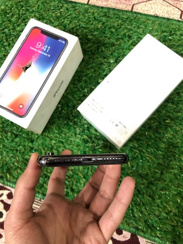 iphone X 64 gb  with box 7