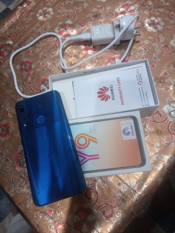 huawei y9 prime 2019 totally working orginal with accessories 9