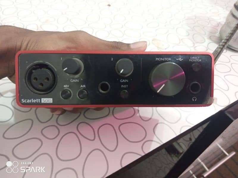 Focusrite Scarlett Solo 3rd Generation 1