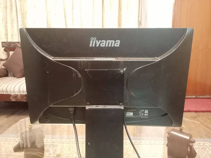 iiyama 22 inch monitor 2