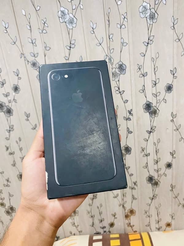 iphone 7 pta 128 with box 6