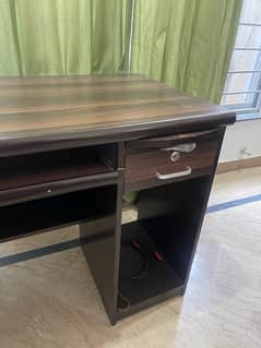 computer table used