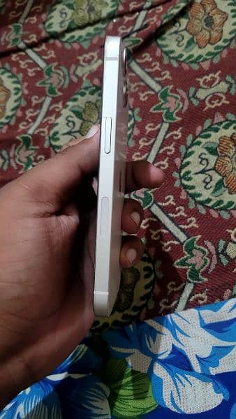 i phone 13 128 gb 4