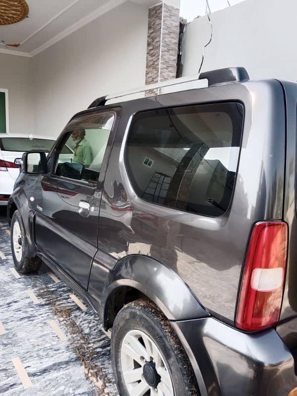 Suzuki Jimny Sierra 2014 11