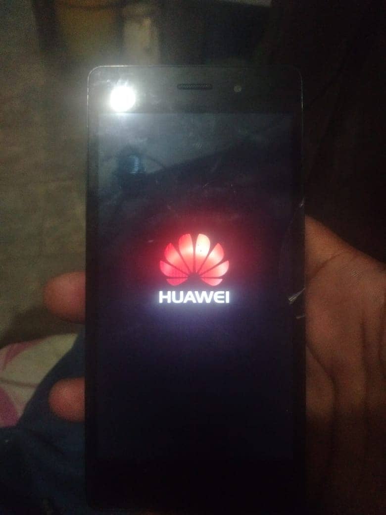 Huawei P8 LITE 1