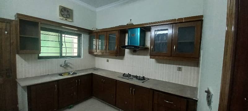 10 Marla House For Rent Phase 3 2