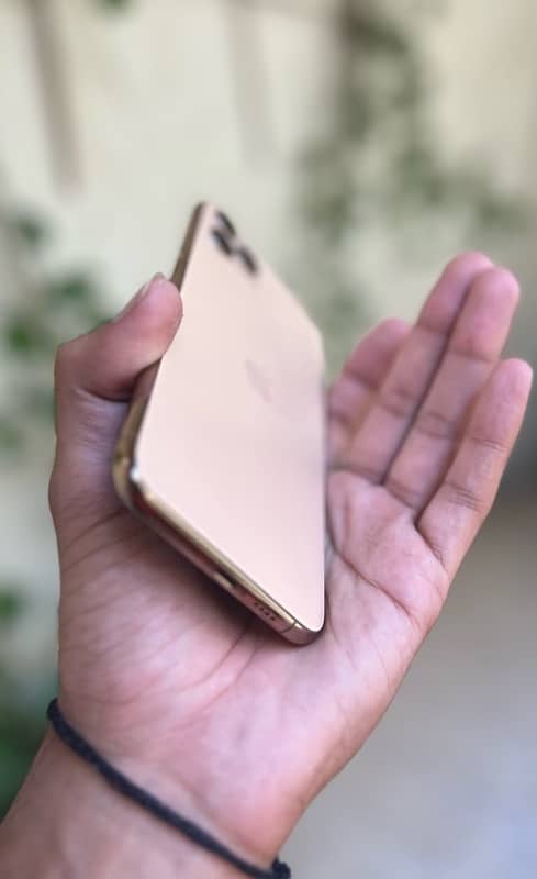 iphone 11 pro max 64GB dual sim pta approved 2