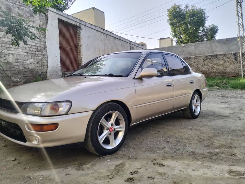 Toyota  corolla SE Limited 1991 5