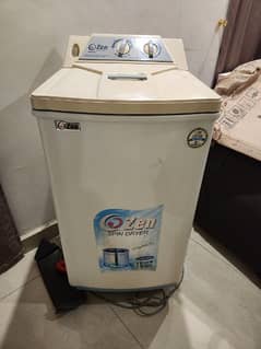 dryer machine in excellent condition only one year use 0