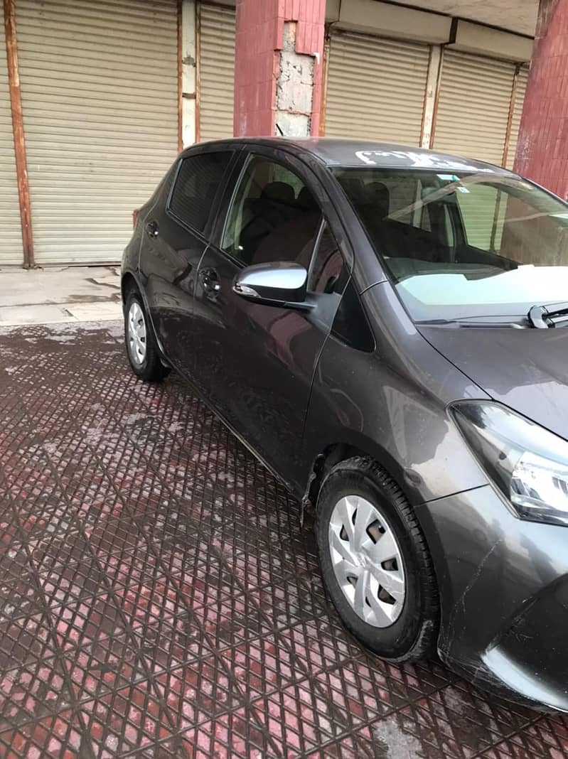 Toyota Vitz 2015 1.0 2