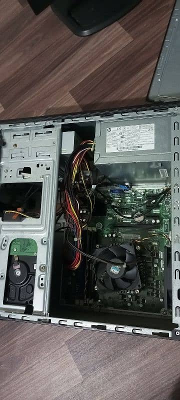 Very good condition HP Computer (CPU & LCD) 7