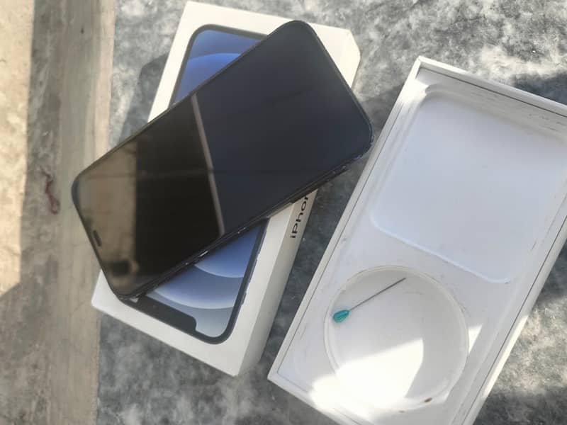 Iphone 12 with box and original cable 128gb factory unlock 6