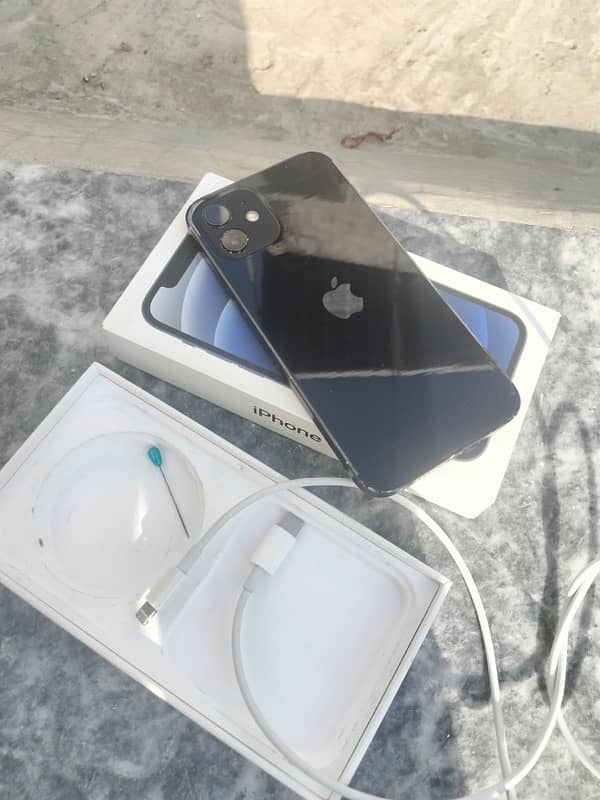 Iphone 12 with box and original cable 128gb factory unlock 7