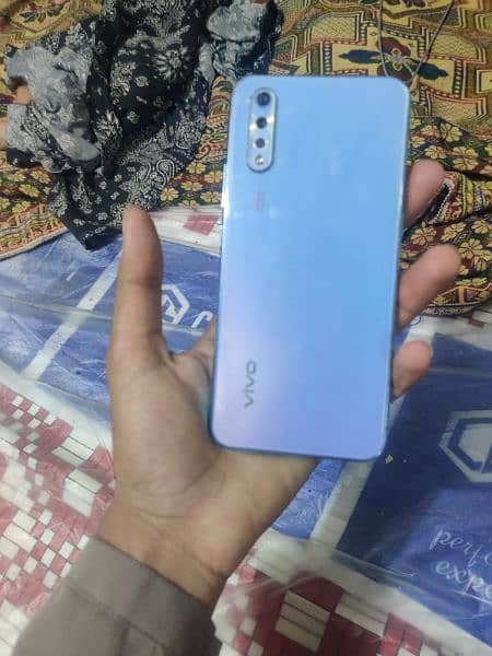 vivo s1 4/128 0