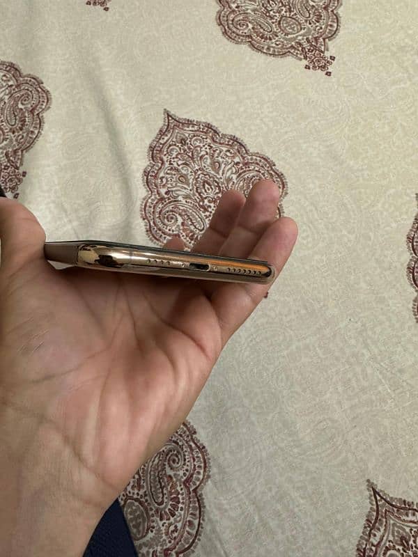 iPhone 11 pro max (non pta) 8