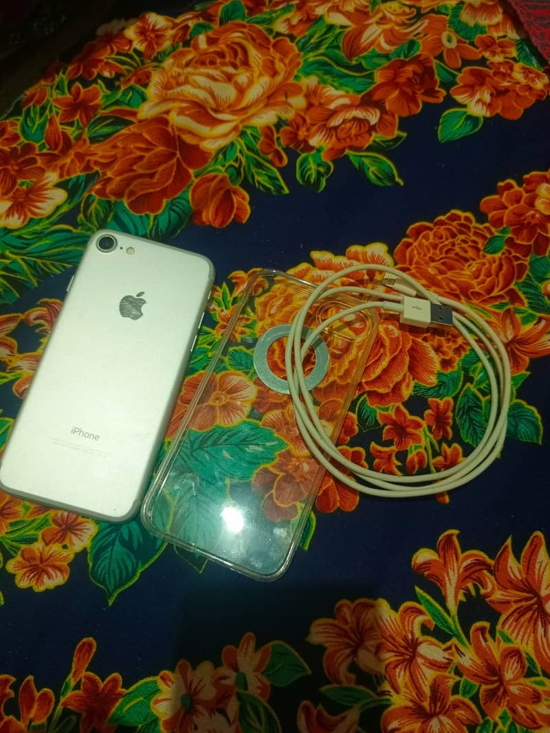 Apple iphone Non PTA 128 GB Ufone sim working 10/10 condition 7