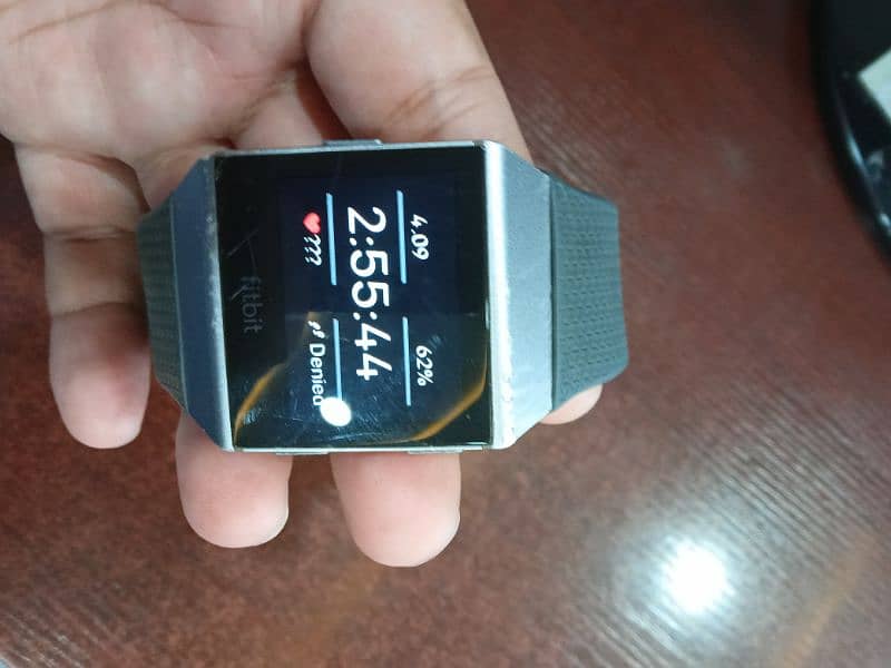 Fitbit ionic with Good Battery Timing 0300-9426428 1