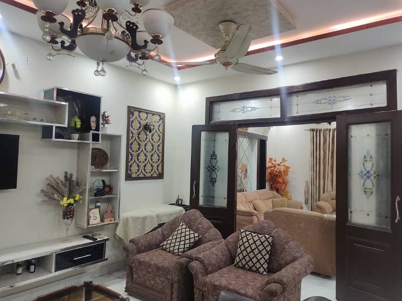 brand new type Uper portion for rent ready to shift near to main kahyban jinha rood 11