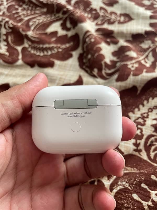 Airpods Pro ( Japanese )  complete box Whatsapp (03116711023) 2