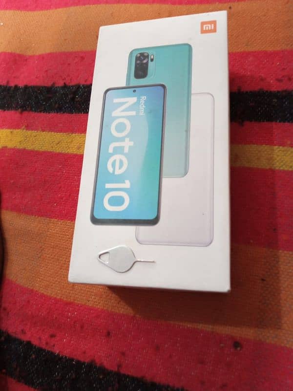 Xiaomi note 10 4+2/128 memory with box and 33 waatcharger 3