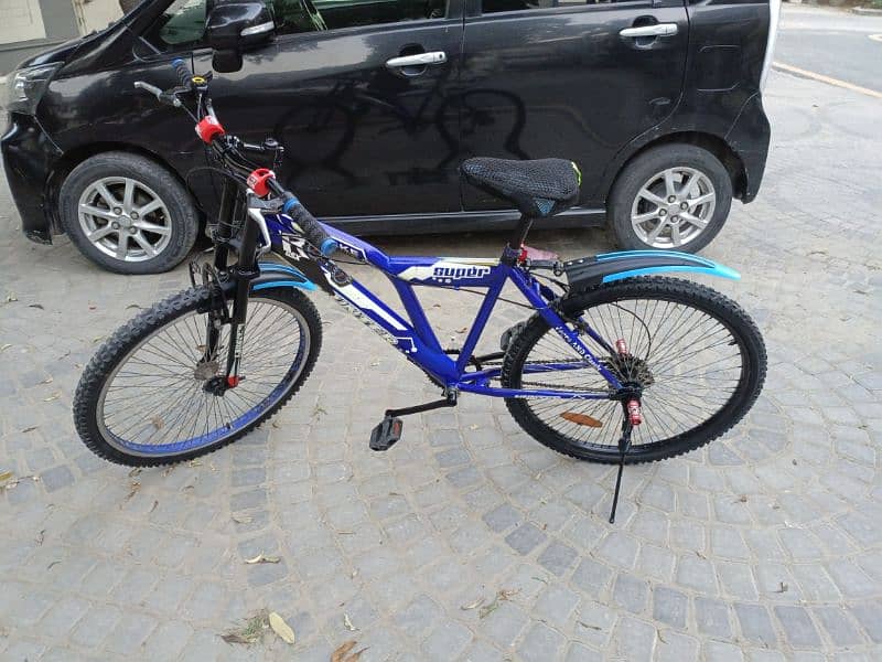 AOA. I am selling my lushed condition bicycle. 7