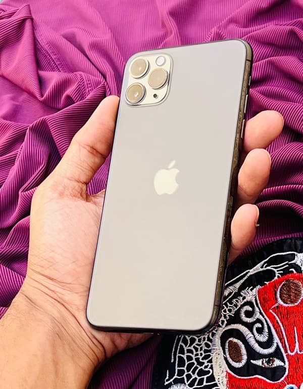 Iphone 11 pro max 5