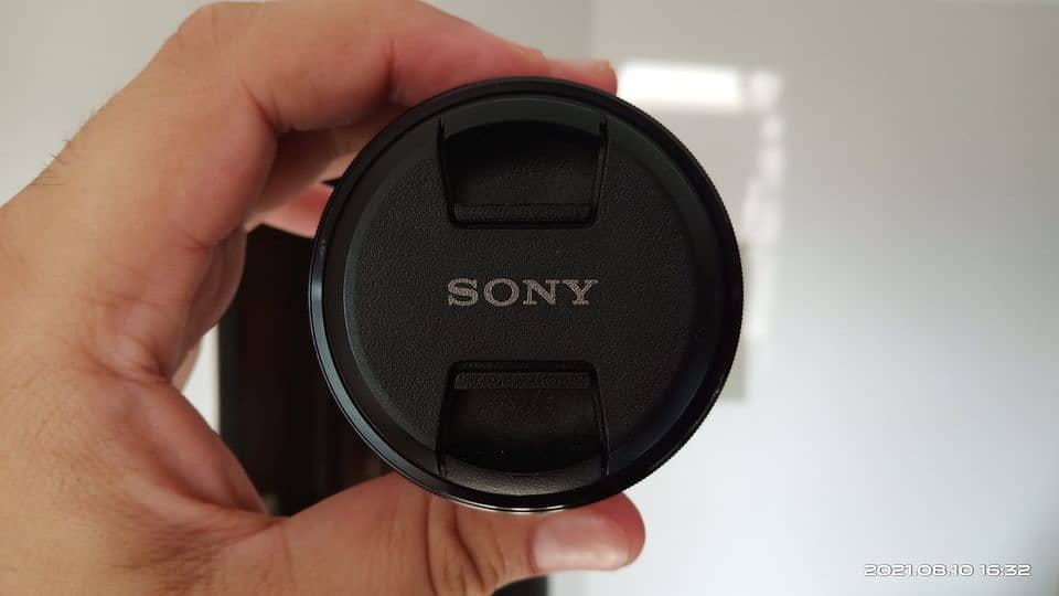 Sony E Mount 35mm f/1.8 OSS Prime Lens For Mirrorless Camera 3