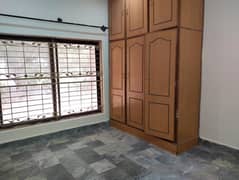 10 Marla Lower Portion For Rent 0