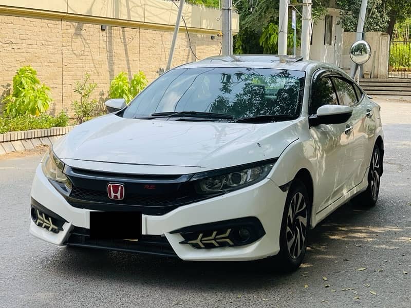 Honda Civic Turbo 1.5 Model 2016 1