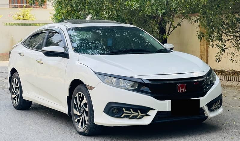 Honda Civic Turbo 1.5 Model 2016 5