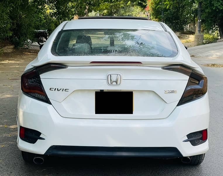 Honda Civic Turbo 1.5 Model 2016 7