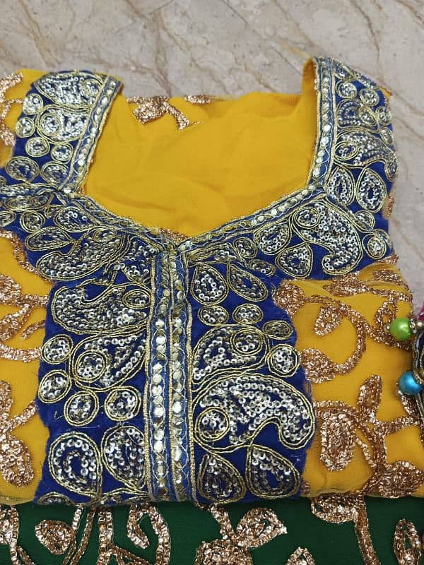 bridal mehndi dress for sale 9