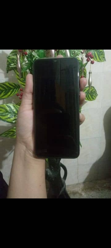 Vivo y20 original panel original bettery all ok 4/64 2