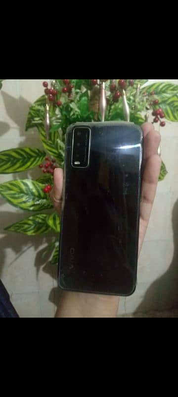 Vivo y20 original panel original bettery all ok 4/64 5