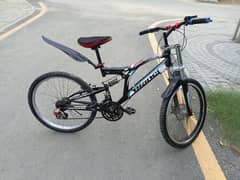 AOA. I am selling my lushed condition bicycle.