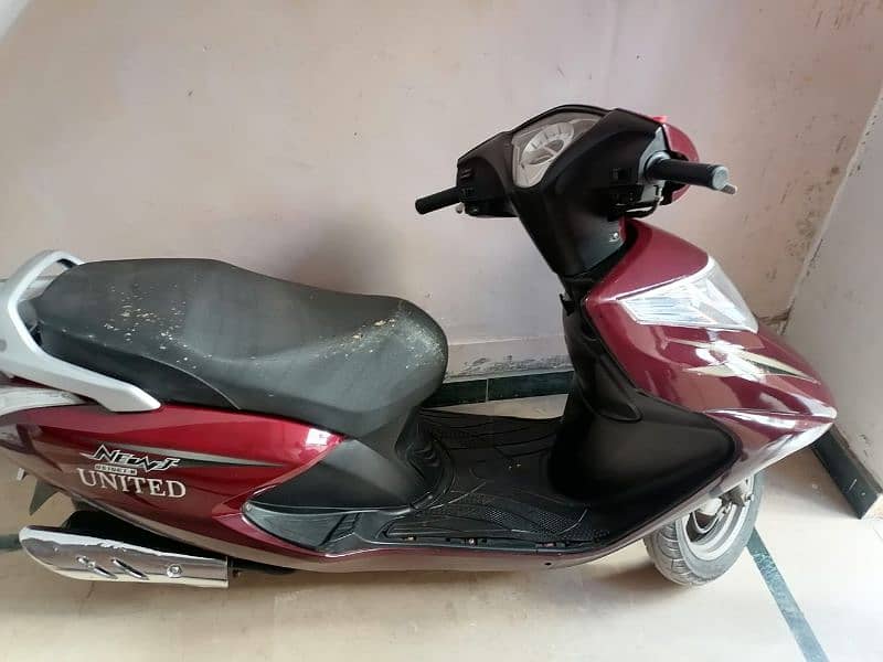 UNITED 100cc SCOOTER 2