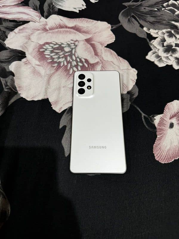 SAMSUNG A73 5G 1