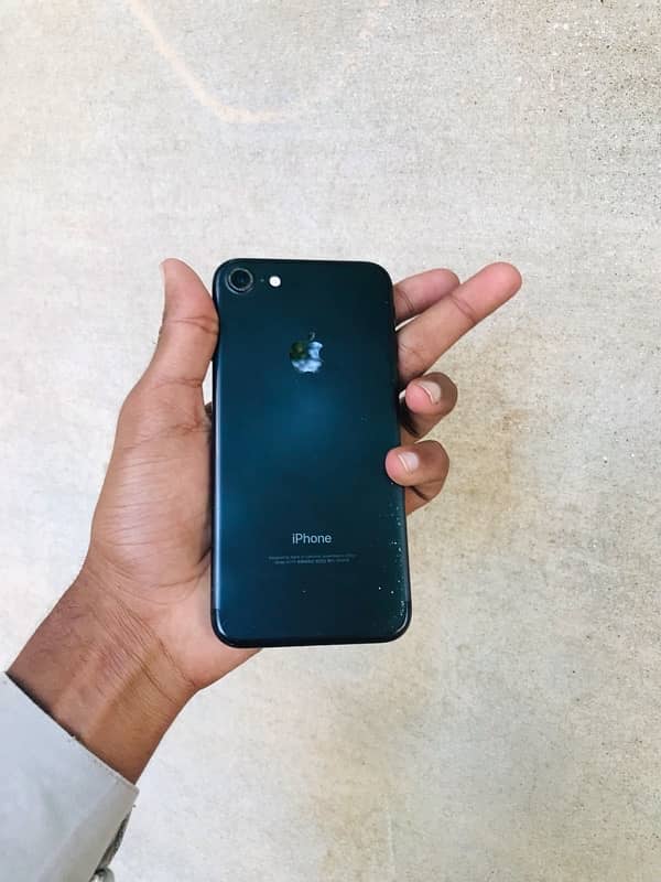 iPhone 7 32GB Factory unlock 3