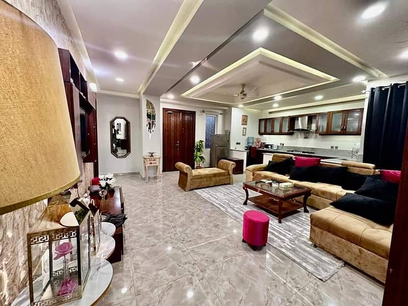 Luxury Furnished 3 bedrooms Available on Rent in E-11 Islamabad 8