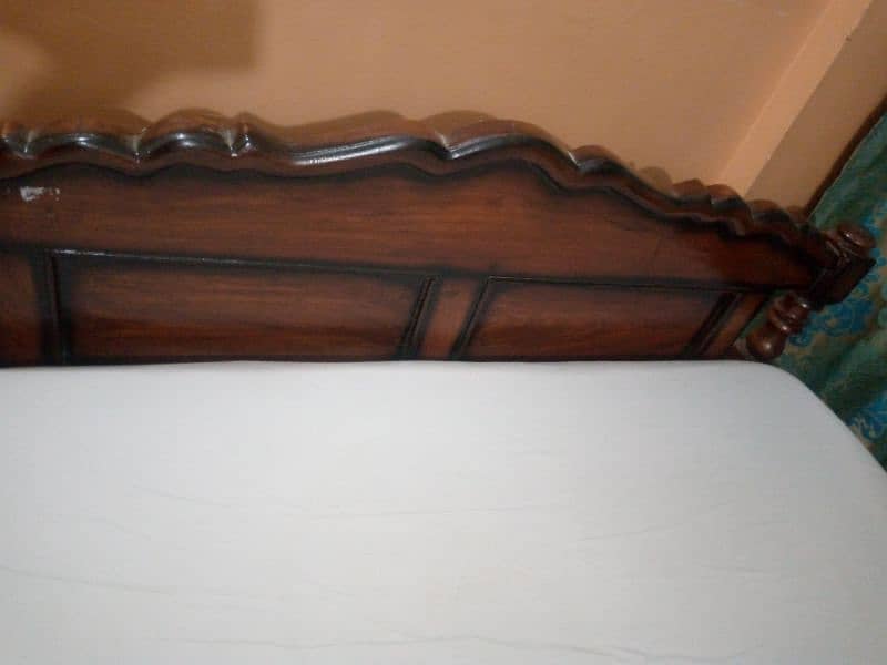 queen size sheeshum wood double bed 9