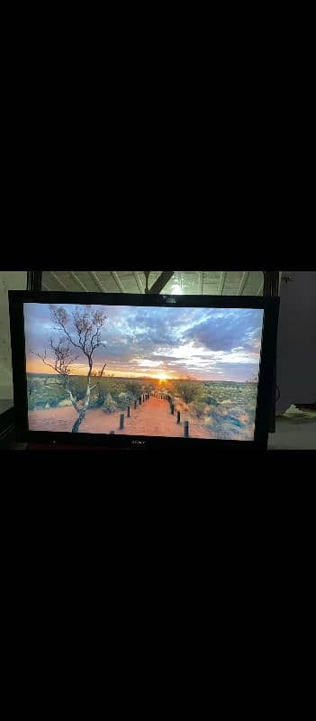 sony lcd 40 inch urgent sale 1