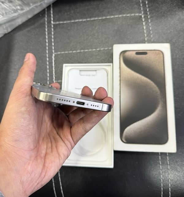 IPHONE 15 PRO MAX 256GB HK PTA APPROVED 5