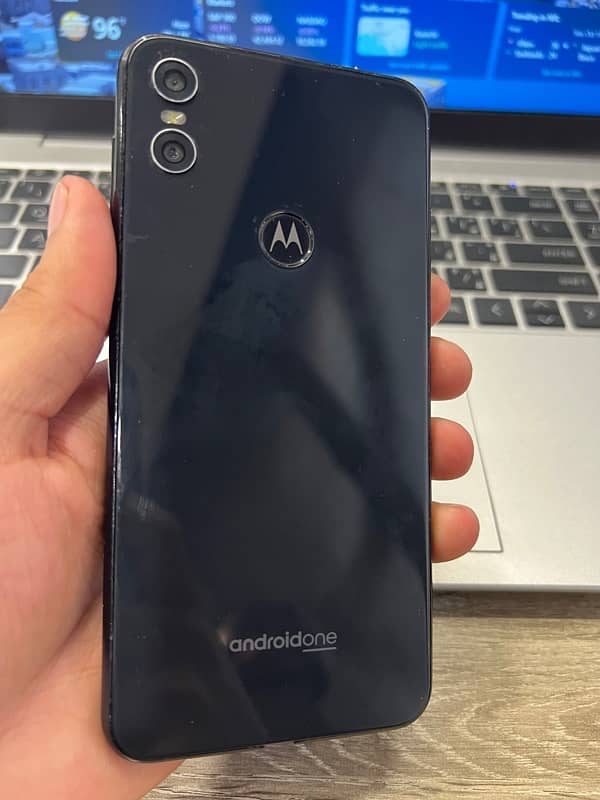 Motorola one P30 Play for sell 4Gb 64Gb 3